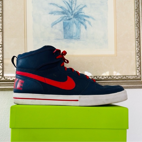 Nike Big High AC 477103-461  Navy Blue & Red Basketball Shoe Men EU 46  US 13 - Picture 1 of 9